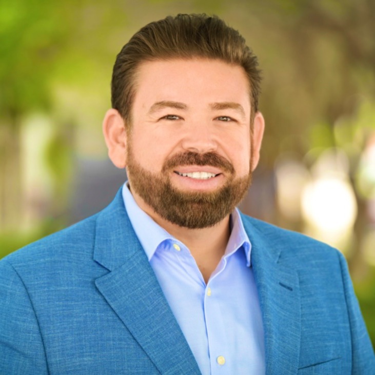 Headshot of Sergio Martins