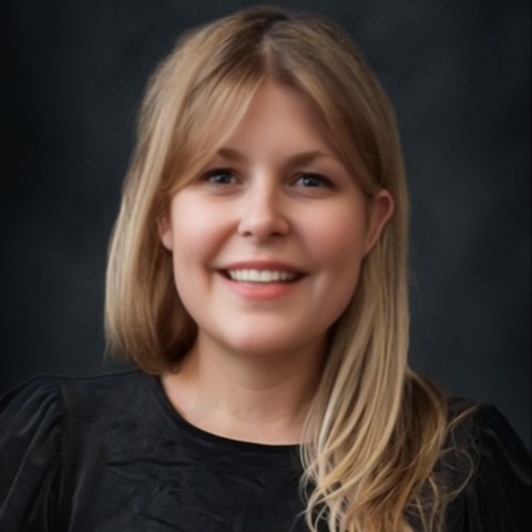 Headshot of Laura Payne Dunham