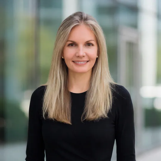 Katie Doig, Agent in  - Compass