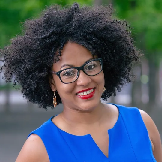 Holjanys Santos, Agent in  - Compass