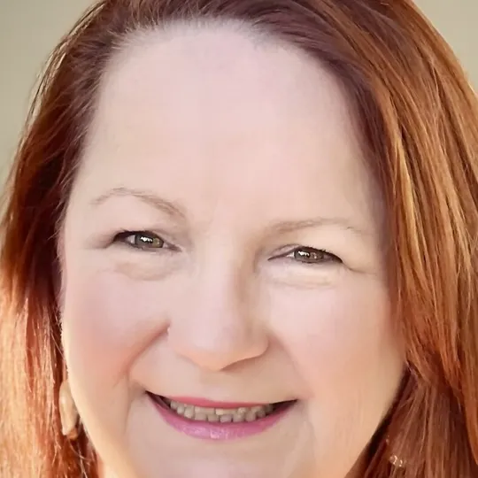 Stephanie Sandbom, Agent in  - Compass