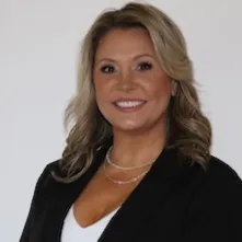 Erin Ahern, Agent in  - Compass