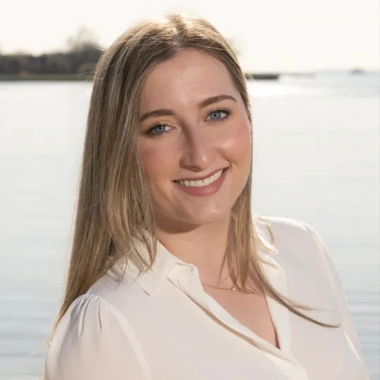 Meghan McSharry, Agent in  - Compass