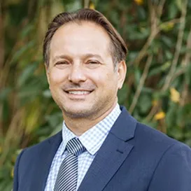 Steve Soldatovic, Agent in  - Compass