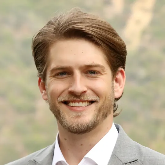 Wyatt Parker, Agent in  - Compass