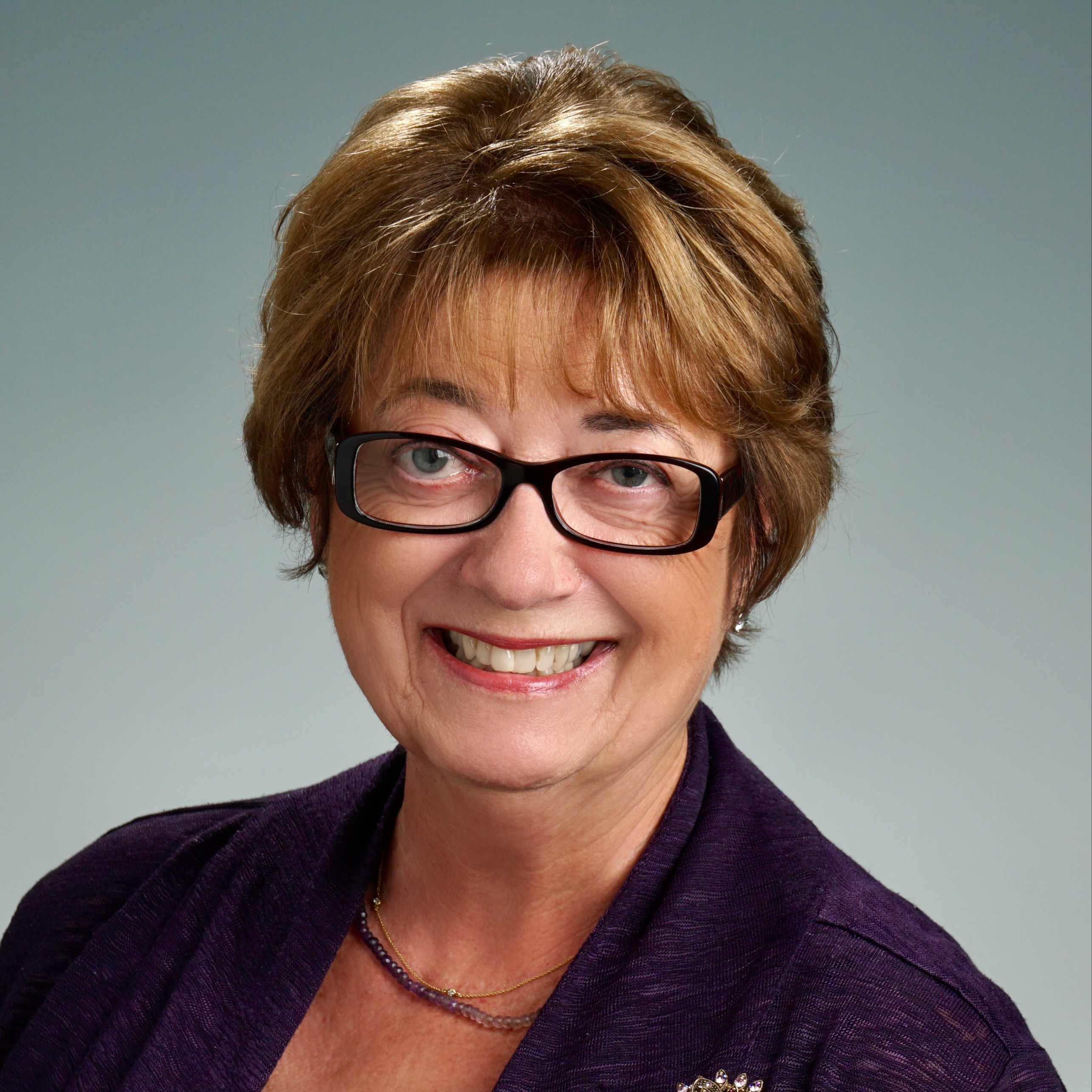 Headshot of Trudi Sponder