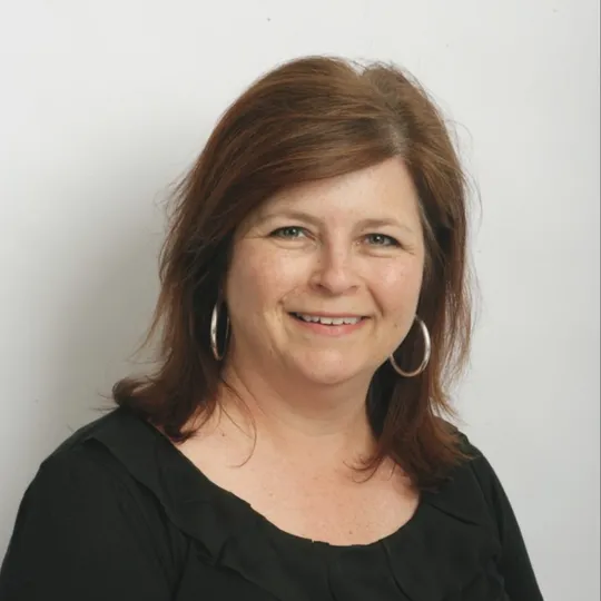 Cindy Acosta, Agent in  - Compass