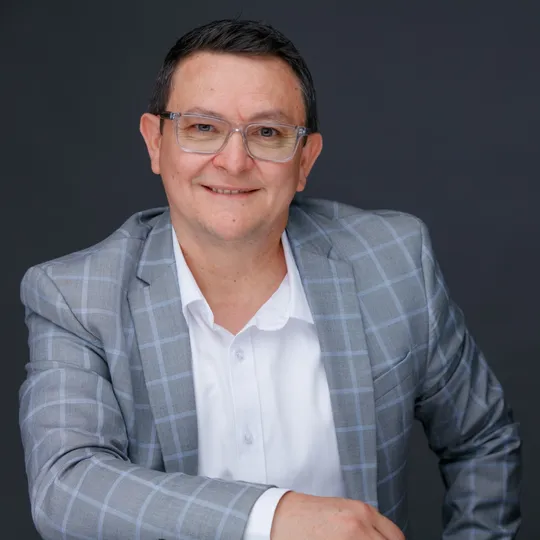 Diego Ocampo, Agent in  - Compass