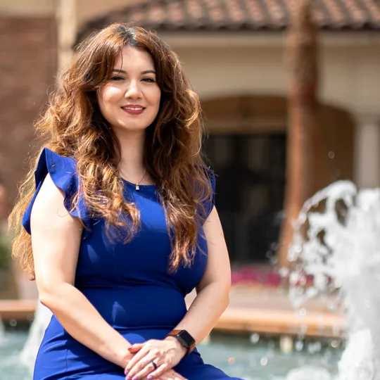 Erika Navarro, Agent in  - Compass