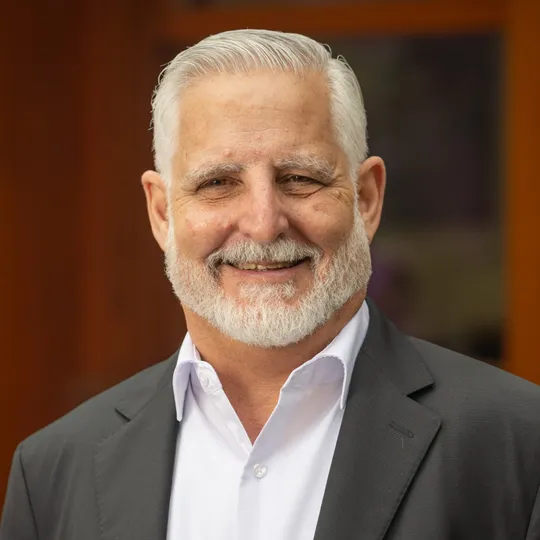 Gordon Ronstadt, Agent in  - Compass