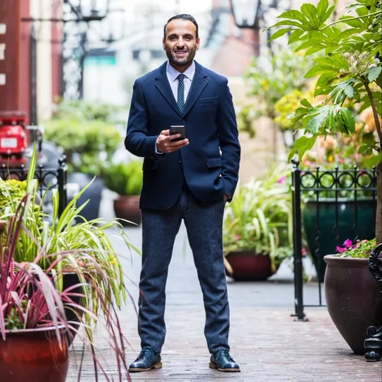 David Zaria, Agent in  - Compass