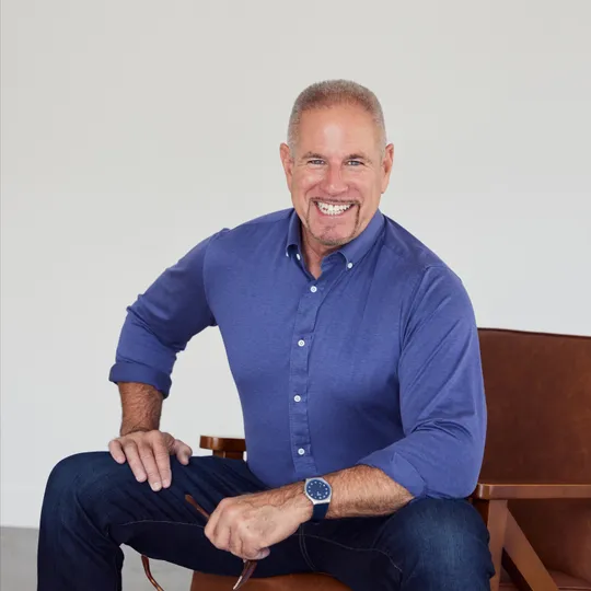 Mike Johnson, Agent in  - Compass