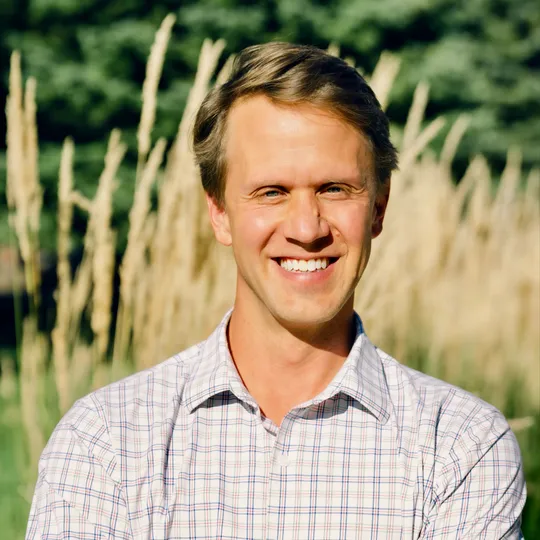 Greg Hahnel, Agent in  - Compass