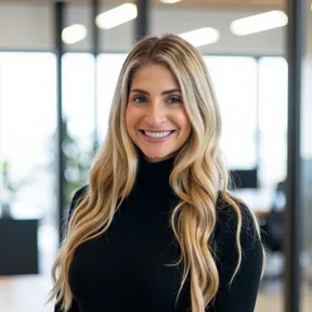 Shayna Lurie