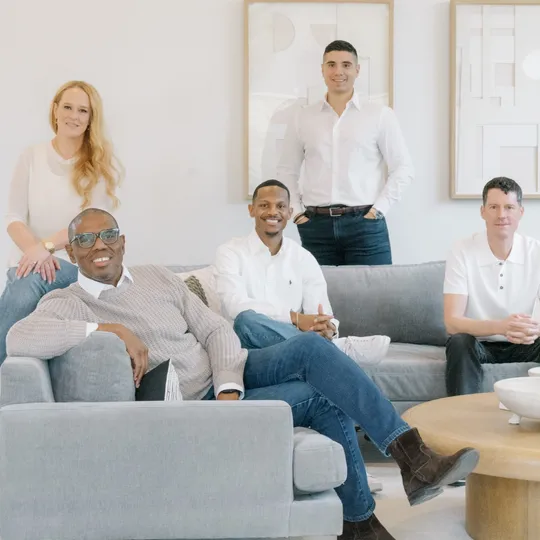 Kelvin Glover Team, Agent in  - Compass