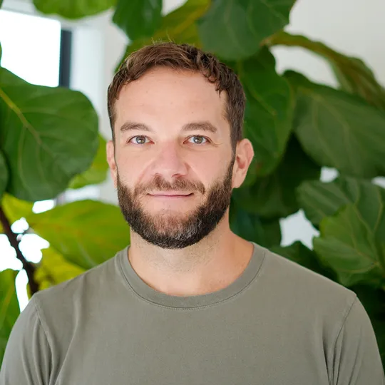 Todd Lewin, Agent in  - Compass