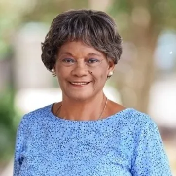 Ernestine Sims, Agent in  - Compass