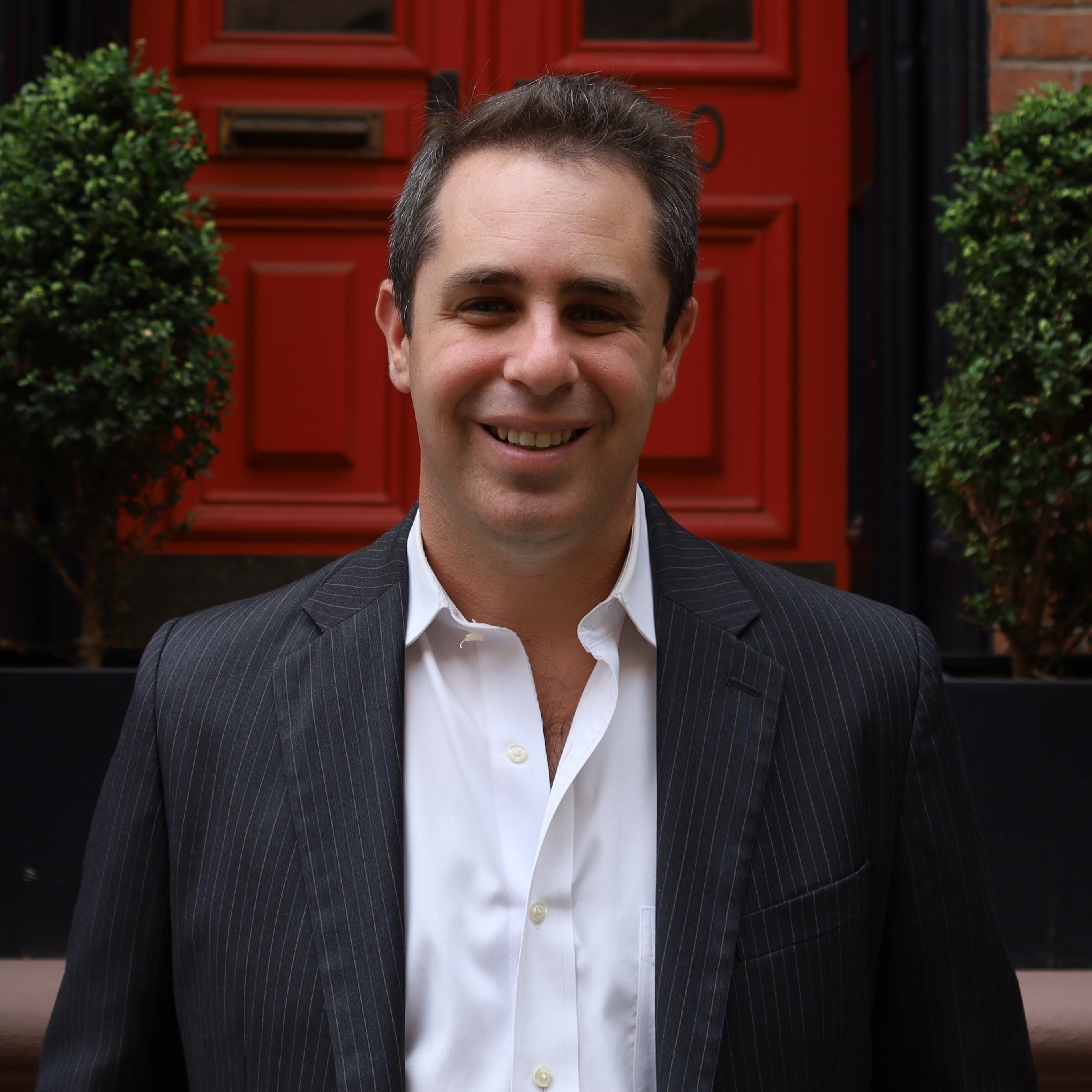 Headshot of Justin Diamond