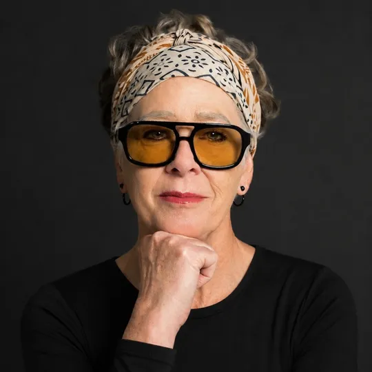 Sandra Hesla, Agent in  - Compass