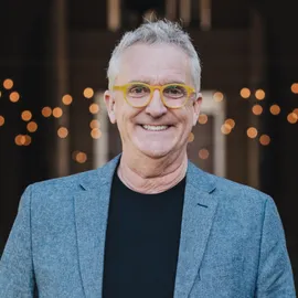 Kevin Hall, Agent in  - Compass