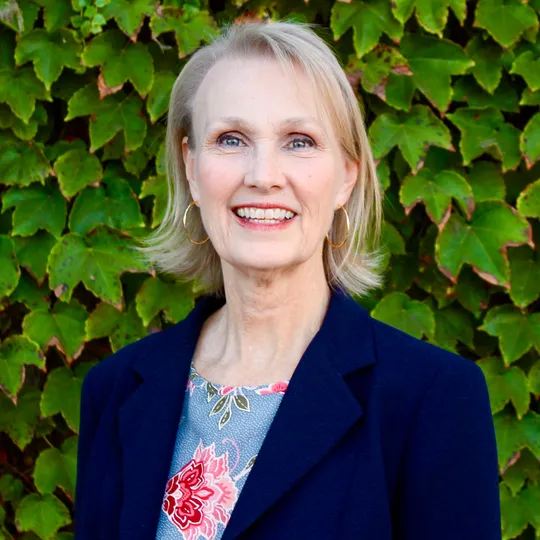 Tresa Phillips, Agent in  - Compass