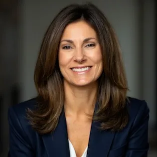 Anne Hodge, Agent in  - Compass