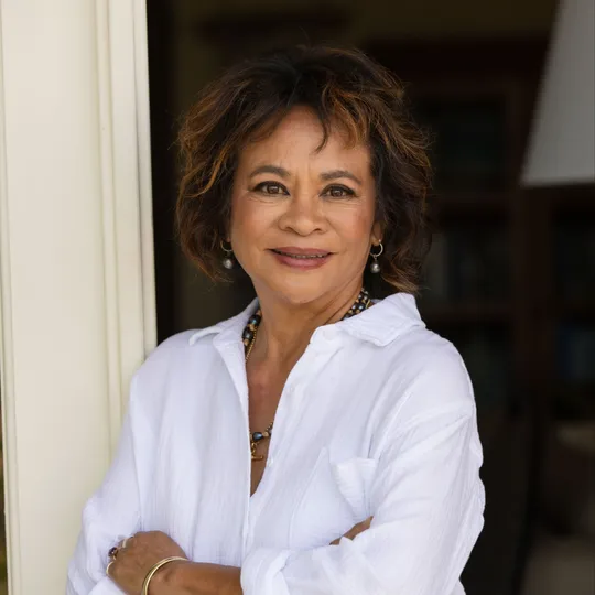 Stephanie Sites, Agent in  - Compass