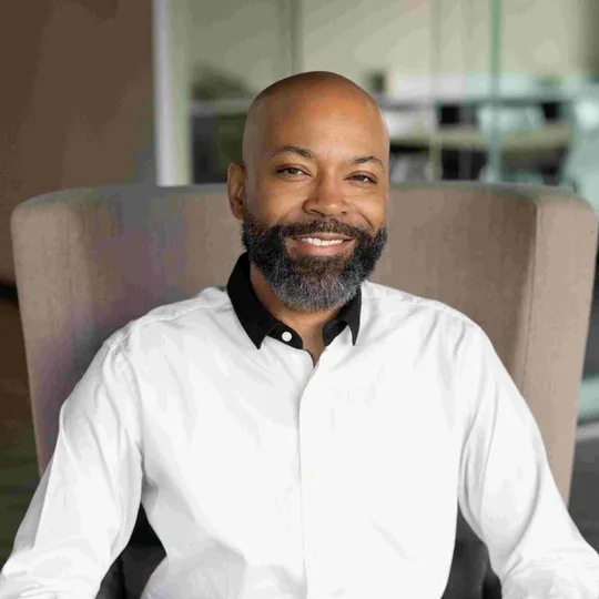 Mo McKissack, Agent in  - Compass