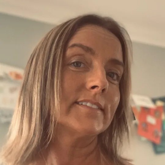 Catherine Menold, Agent in  - Compass