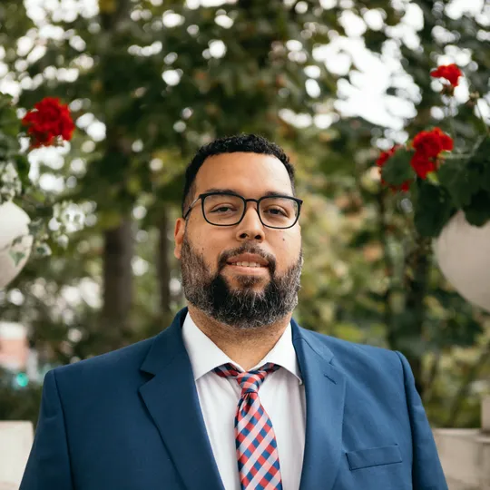 Michael Reese, Agent in  - Compass