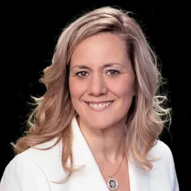 Jennifer Stowe, Agent in  - Compass