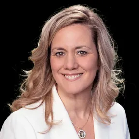 Jennifer Stowe