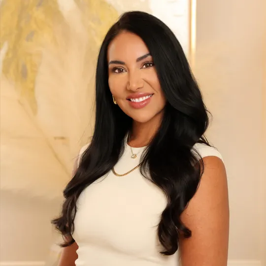 Krystle Copulos, Agent in  - Compass