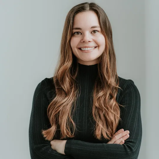 Rachel Moir, Agent in  - Compass