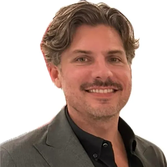 David Favale, Agent in  - Compass