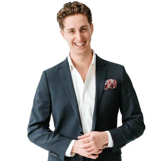 Logan Moir, Agent in  - Compass