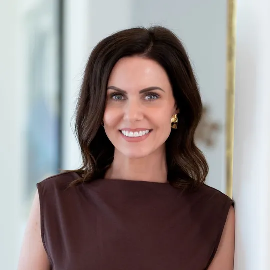 Joanna Robertson, Agent in  - Compass