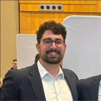 Headshot of Samuel Knauss