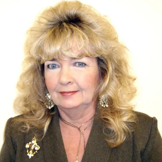 Cynthia Willard, Agent in  - Compass