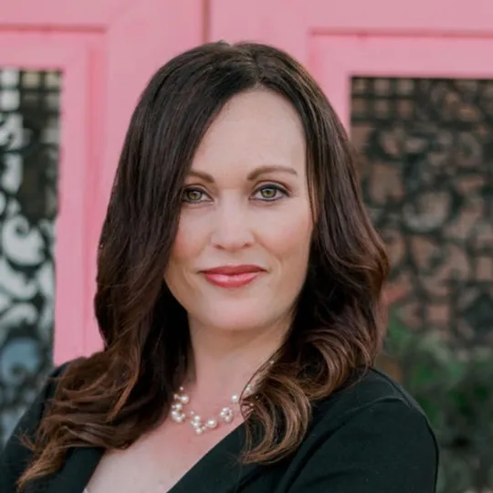 Holly Landis, Agent in  - Compass