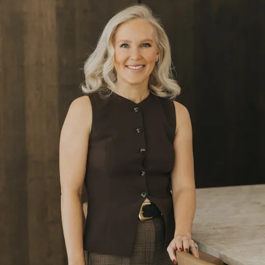 Alexis Shoop, Agent in  - Compass