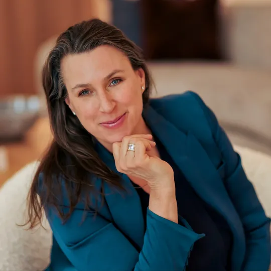 Alison Black, Agent in  - Compass