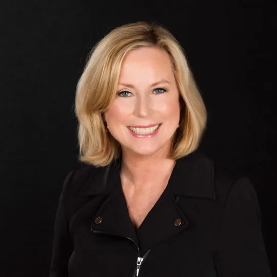 Lisa Parker, Agent in  - Compass