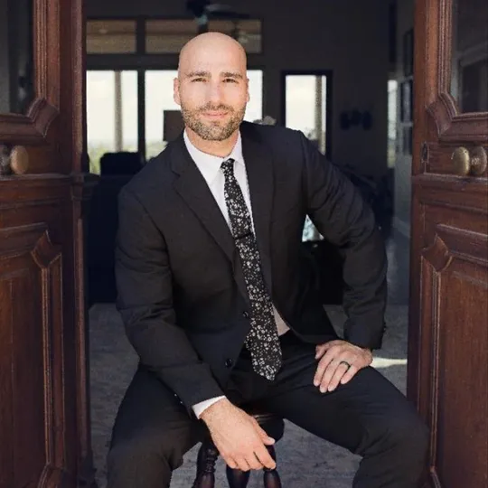 Kennan Teston, Agent in  - Compass