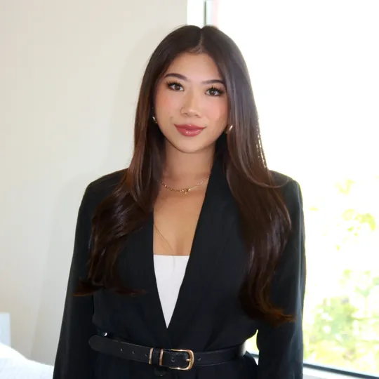 Shannon Sun, Agent in  - Compass