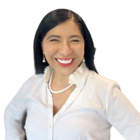 Cecilia La Rosa, Agent in  - Compass