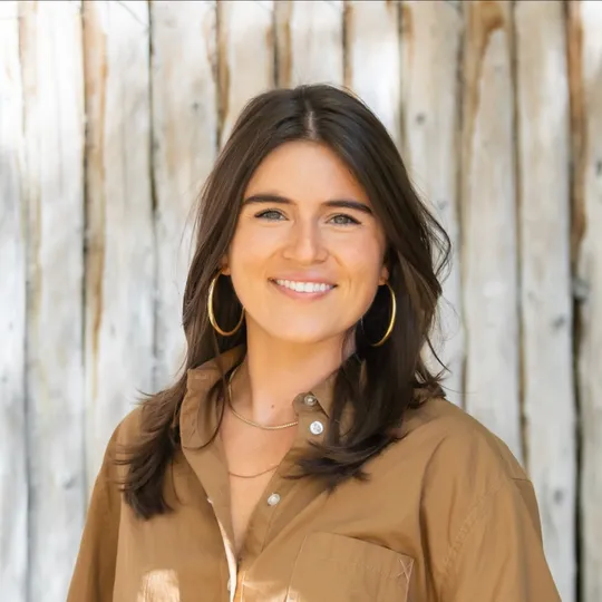 Riley Hughes, Agent in  - Compass