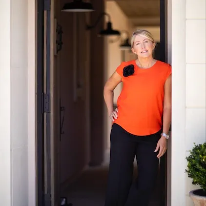 Rhonda Russell, Agent in  - Compass