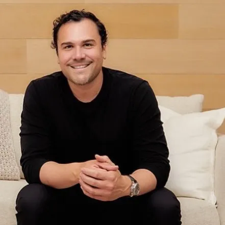 Gabe Nies, Agent in  - Compass