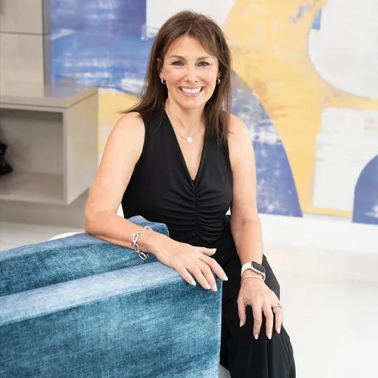 Ellen Klein, Agent in  - Compass